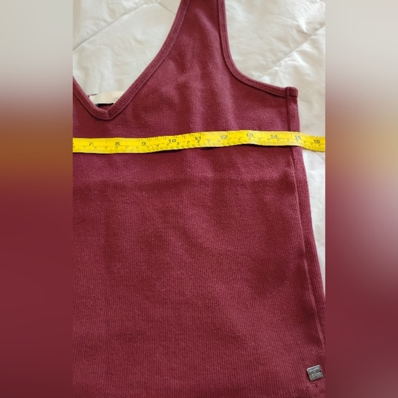 monk & lou | Woman's Burgundy Red Wine Fitted Ribbed Crop Top | Medium - Picture 6 of 8